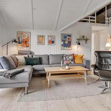 Bv389-blavand-gl-maelkevej-19 Holiday home *