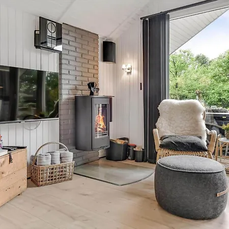 Bv389-blavand-gl-maelkevej-19 Holiday home Blavand