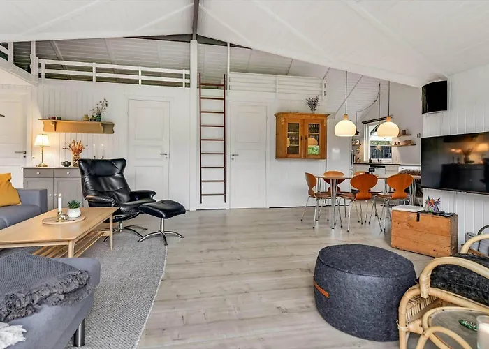 Holiday home Bv389-blavand-gl-maelkevej-19