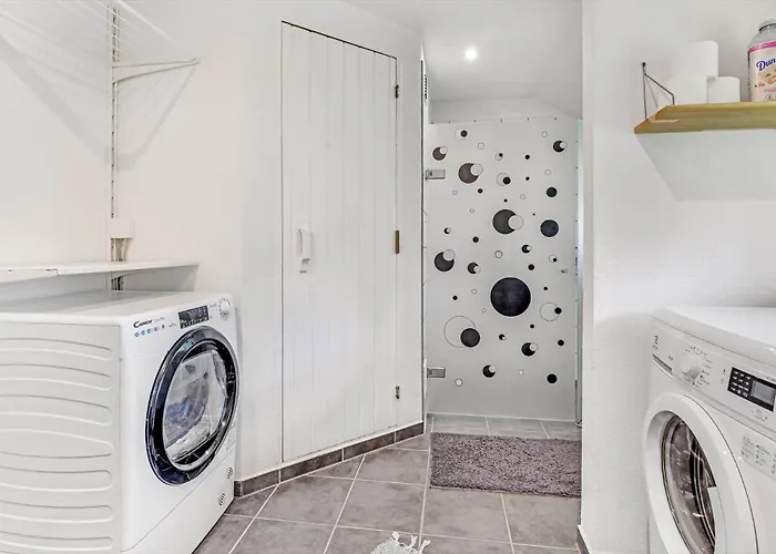 Bv389-blavand-gl-maelkevej-19 Holiday home Blavand