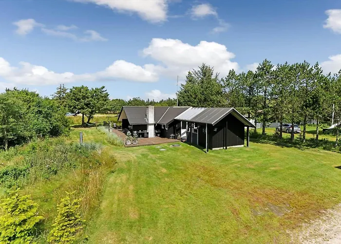 Holiday home Bv389-blavand-gl-maelkevej-19 *